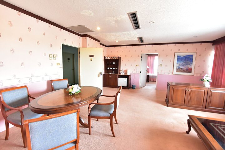Room 13 of 55