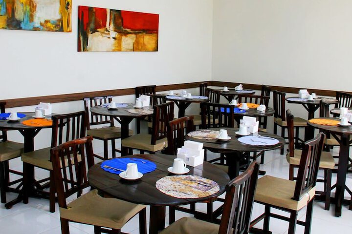 Breakfast/Coffee Service 36 of 53