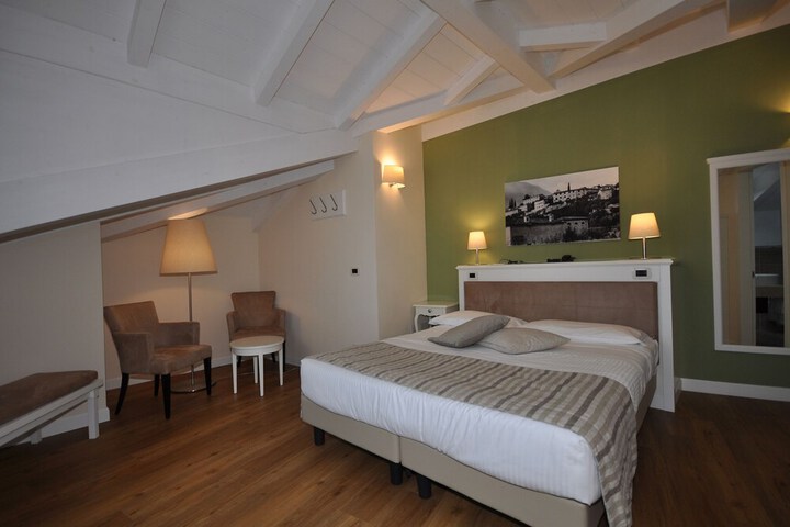 Room 26 of 56