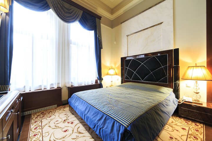 Room 45 of 117