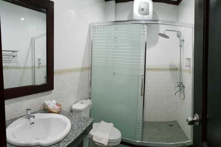 Room 20 of 49