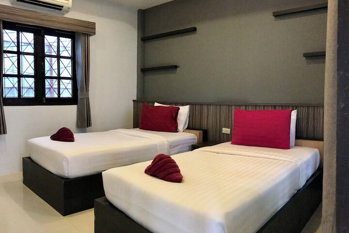 Room 19 of 44