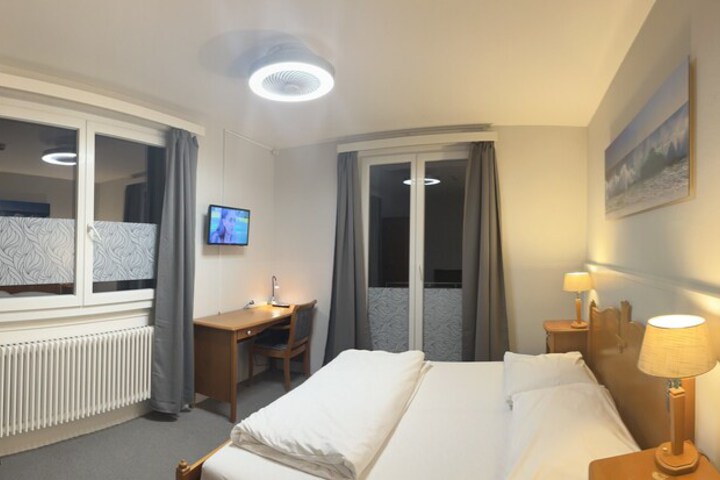 Room 19 of 69