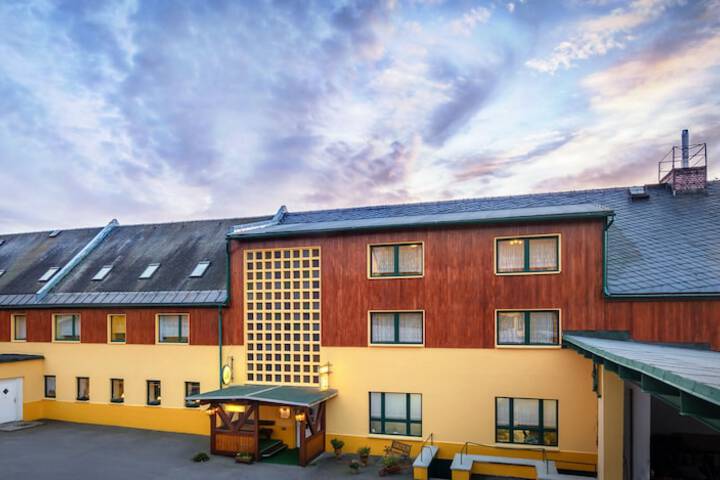 Hotel 69 of 84
