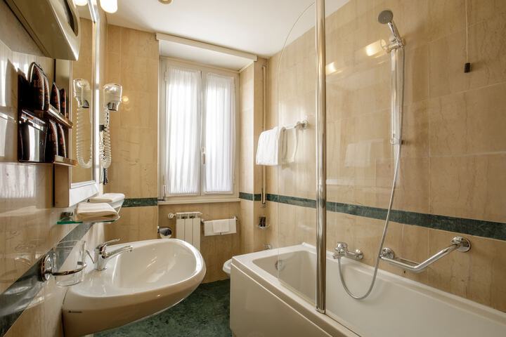 Bath Interior