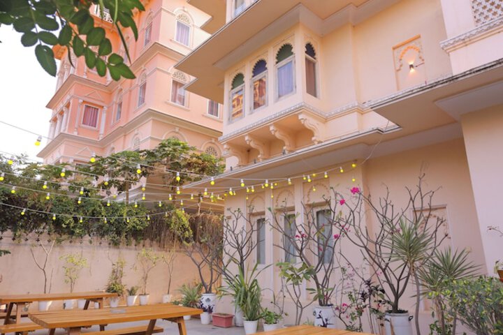 Hotel 128 of 144