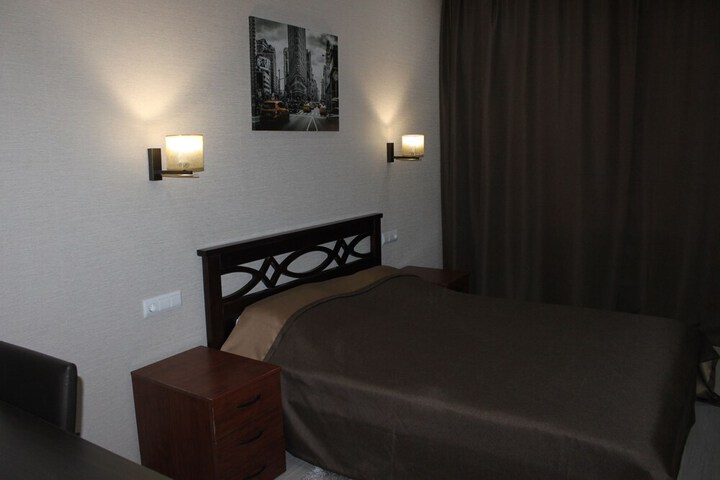 Room 6 of 21