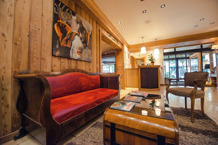 Hotel Interior 7 of 104