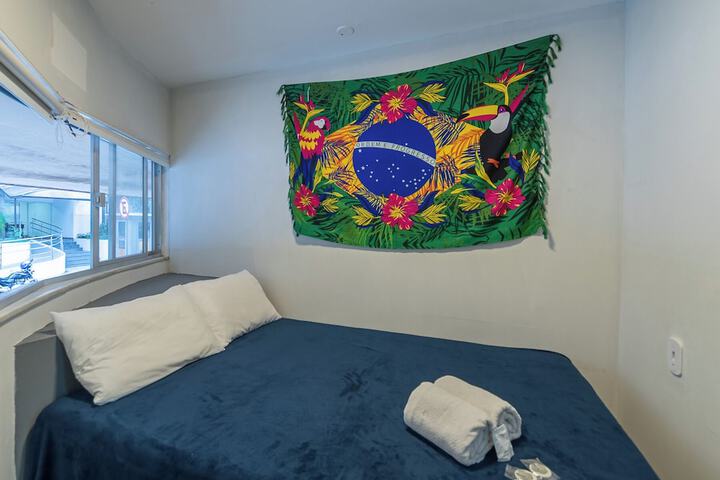 Room 16 of 43