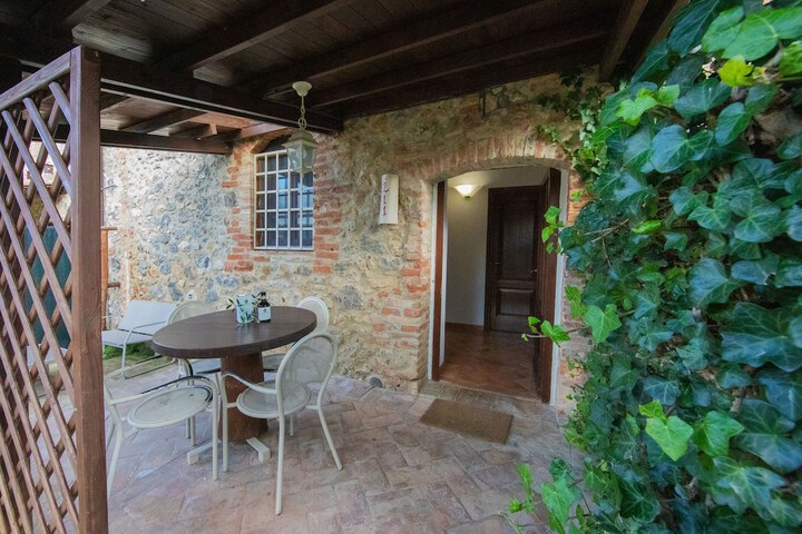 Terrace/Patio 69 of 184