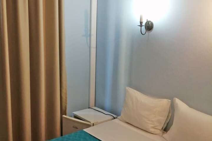 Room 43 of 81