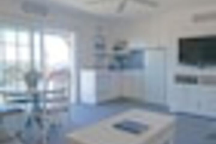 Room 395 of 663