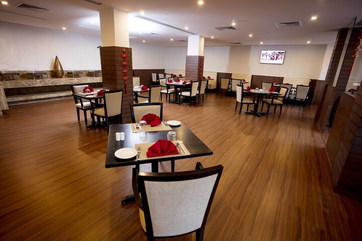 Dining Photos