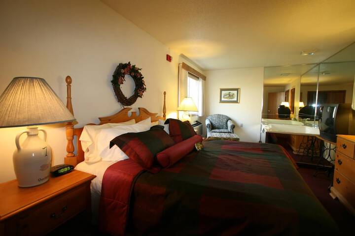 1 King Bed Larger Room Sofa Bed Microwave and Refrigerator WiFi Continental Breakfast (2 of 12)