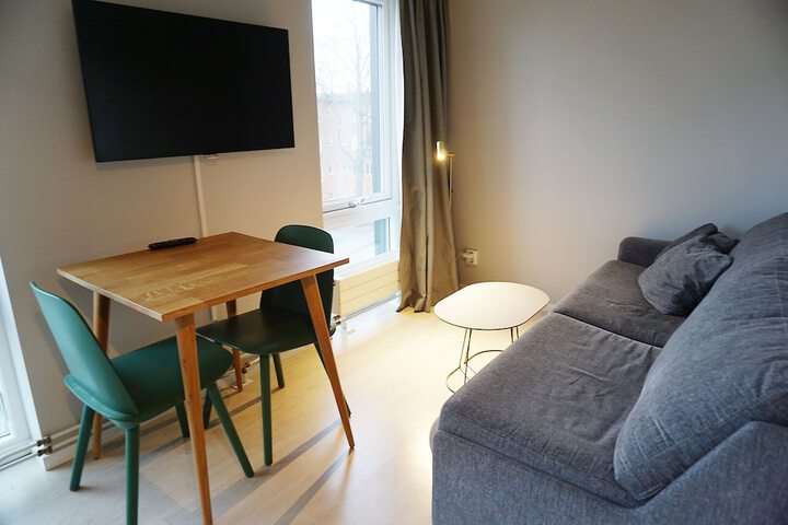 Room 14 of 60
