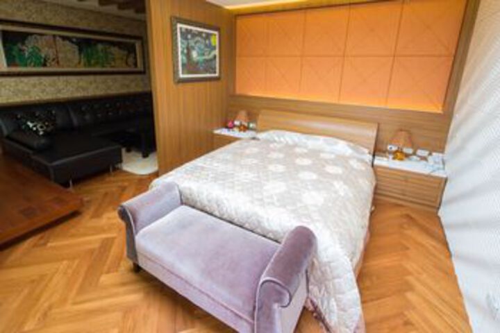 Room 41 of 79