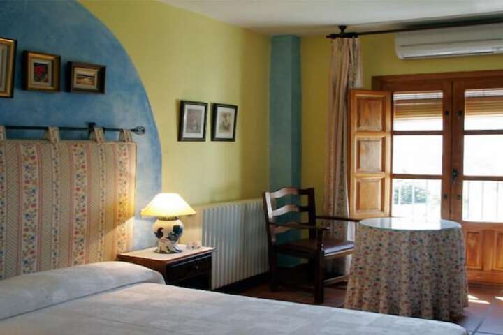 Room 10 of 43