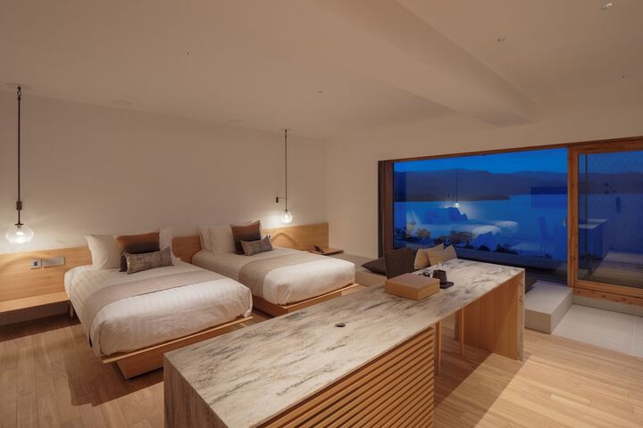 Room 7 of 60