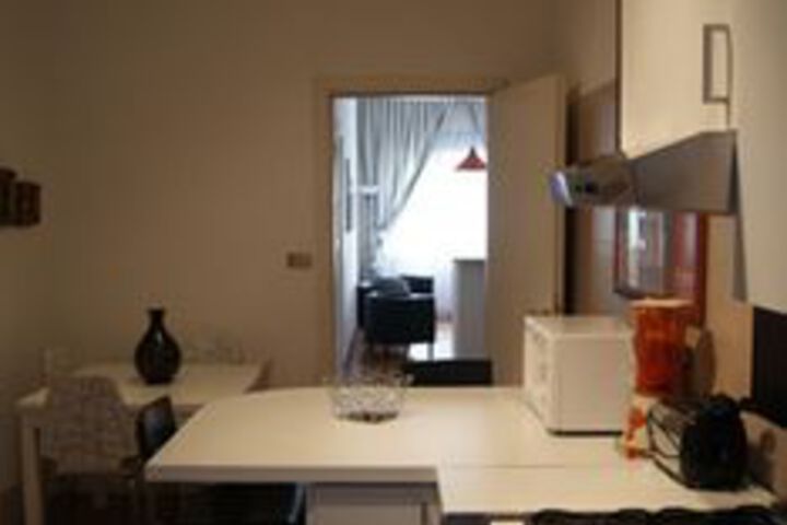 Room 16 of 28
