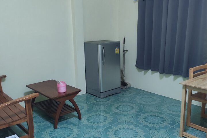 Room 8 of 20