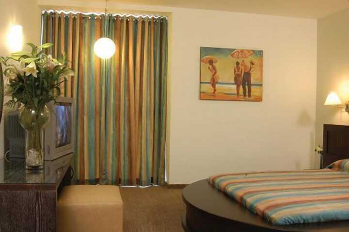 Room 10 of 56