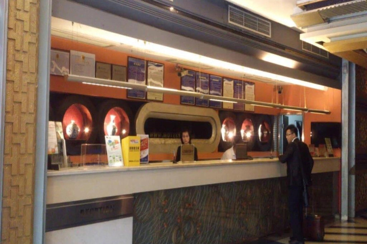 Motel 168 Nanjing Zhongyangmen Bus Station Inn