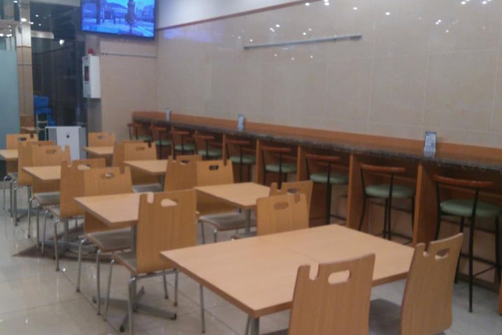 Hotel Lobby