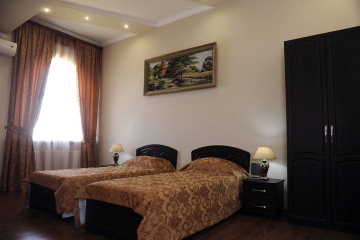 Room 6 of 46