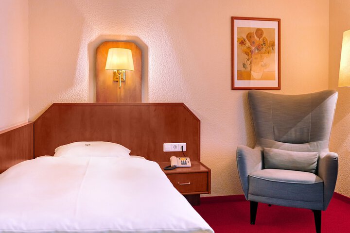 Room 14 of 43