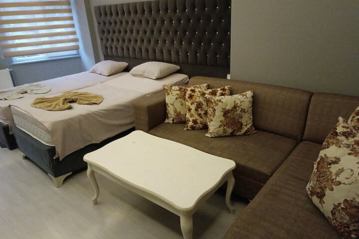 Room 12 of 12