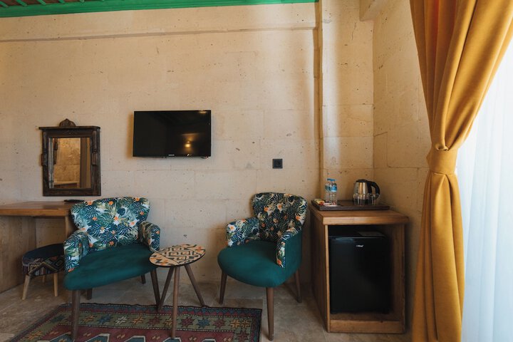 Room 12 of 189