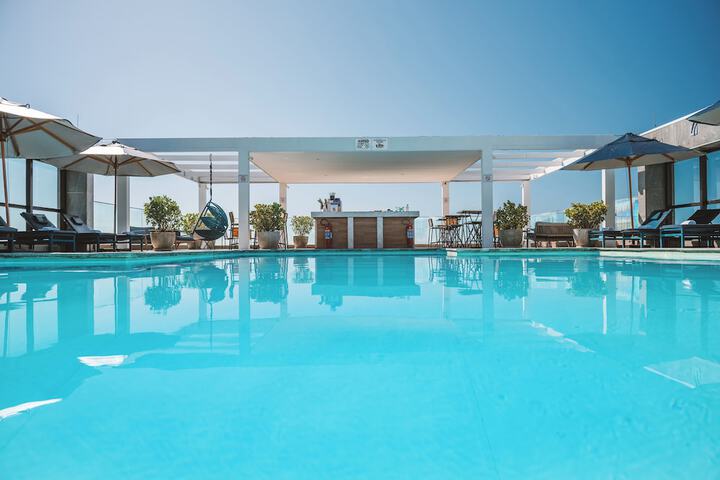 Pool 47 of 77
