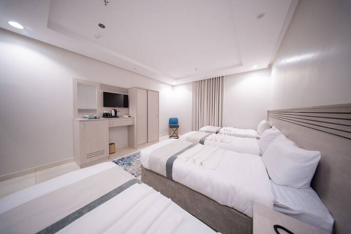 Room 50 of 64