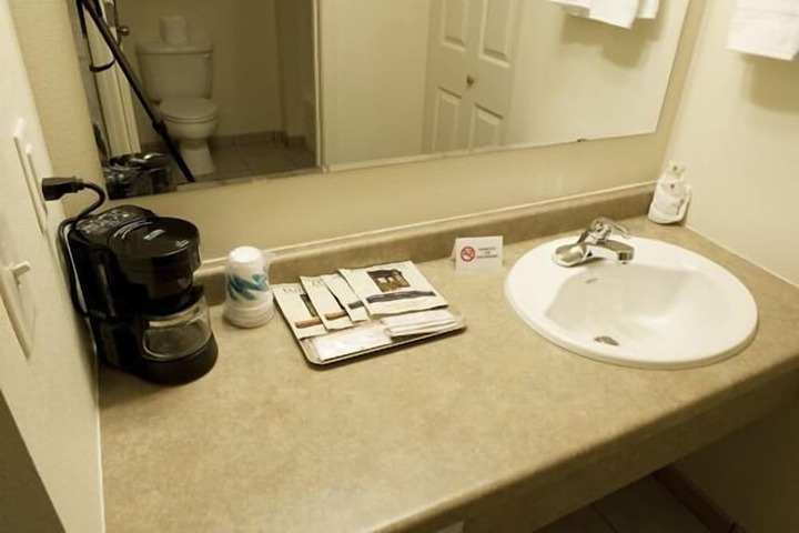 Room 42 of 57