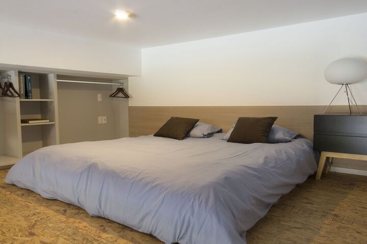 Room 20 of 148