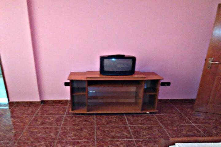Room 5 of 5
