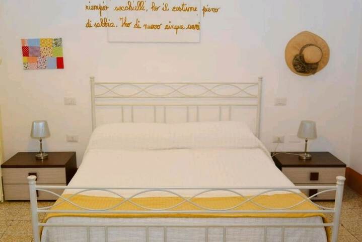Room 15 of 15