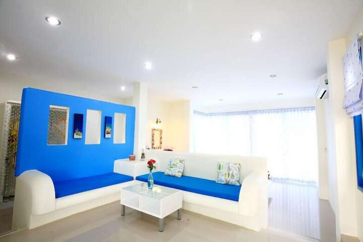 Room 9 of 26