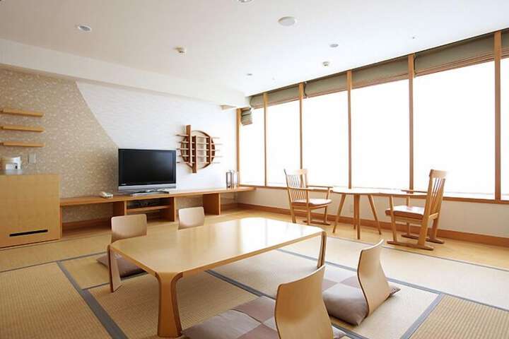 Room 16 of 81