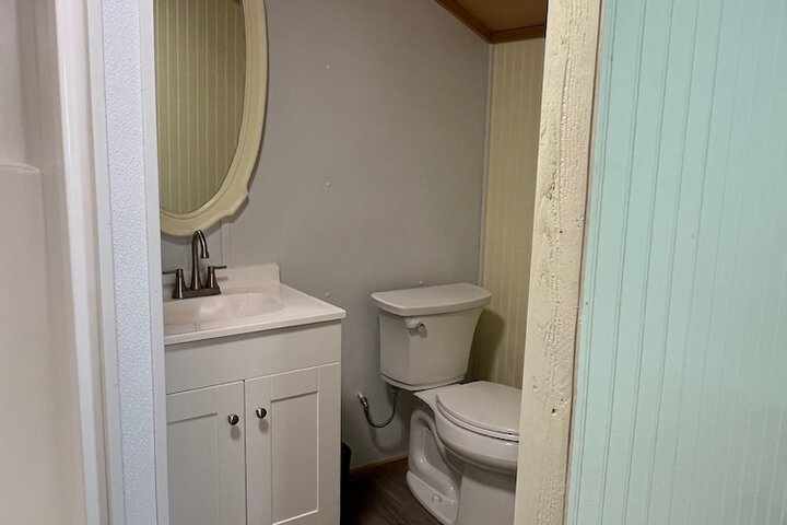 Room 63 of 98