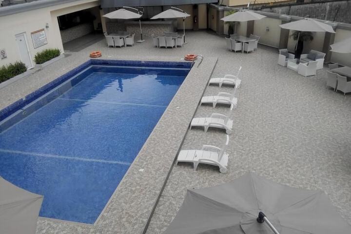 Pool 23 of 34