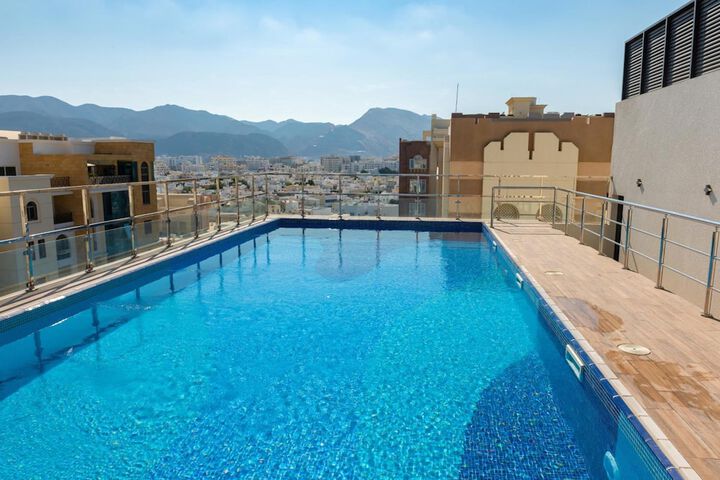 Pool 30 of 50