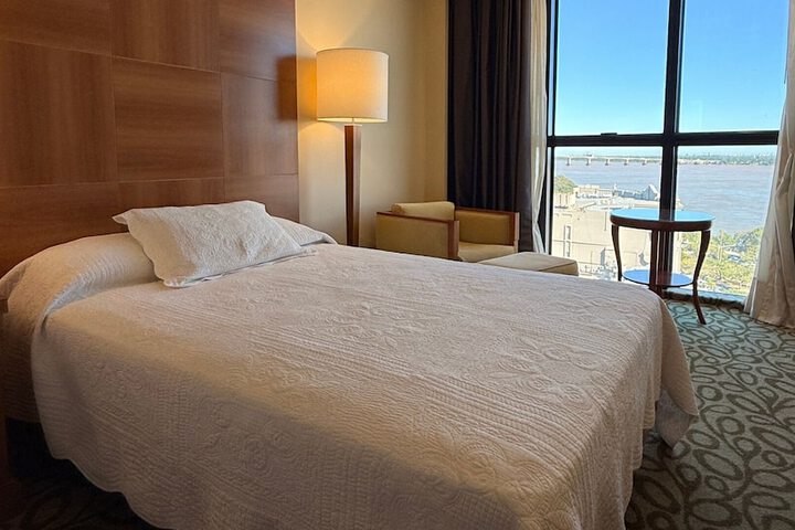 Room 10 of 50