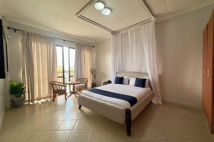 Room 16 of 72