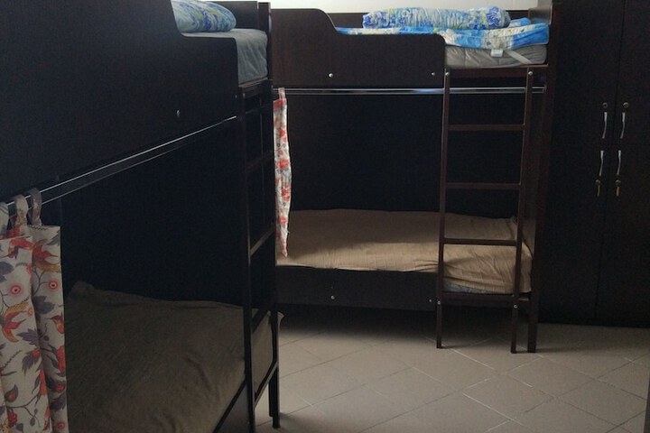 Room 2 of 23