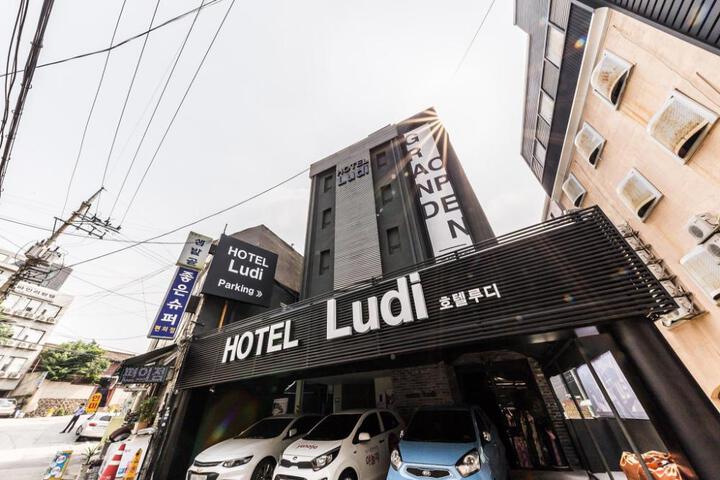 Photo of Shinchon Hotel Ludi