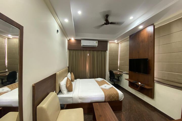 Room 26 of 35