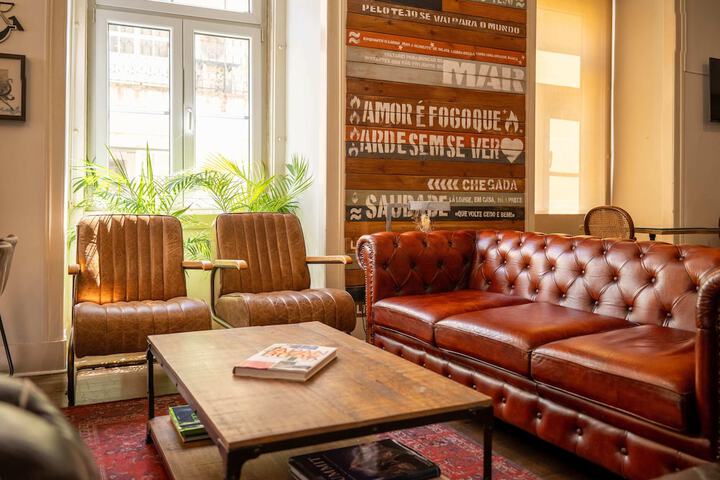 Entrance & Lobby