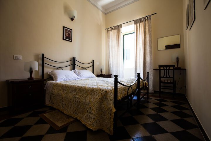 Room 21 of 51