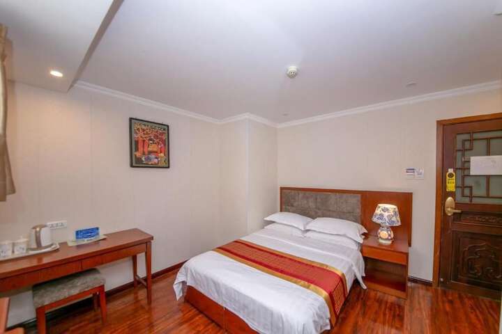 Room 25 of 56